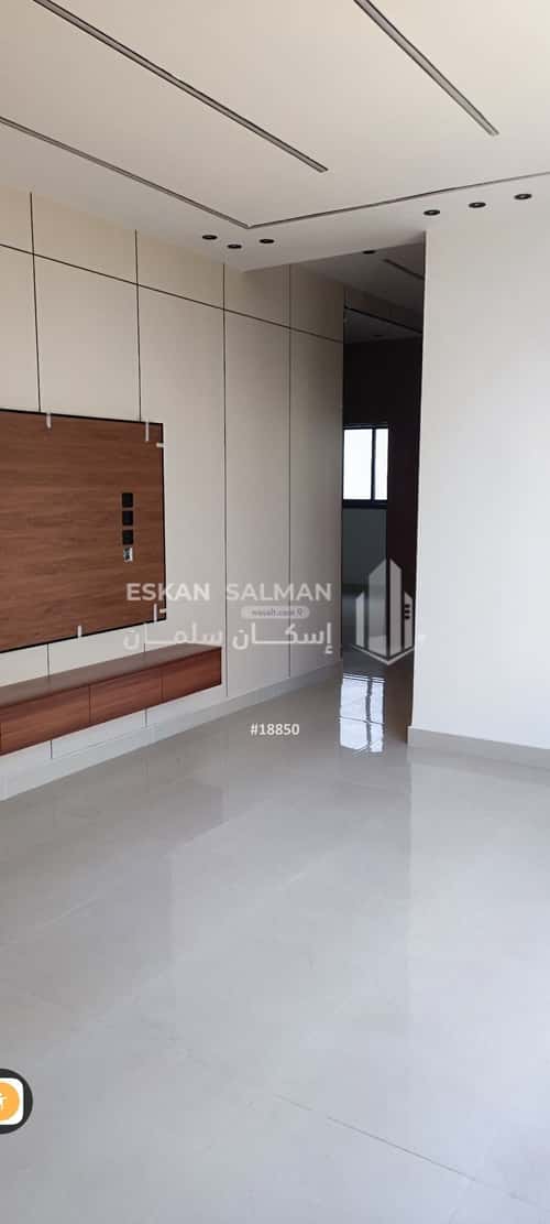 5 bedroom floor in Al Uraija Al Gharbi 5
