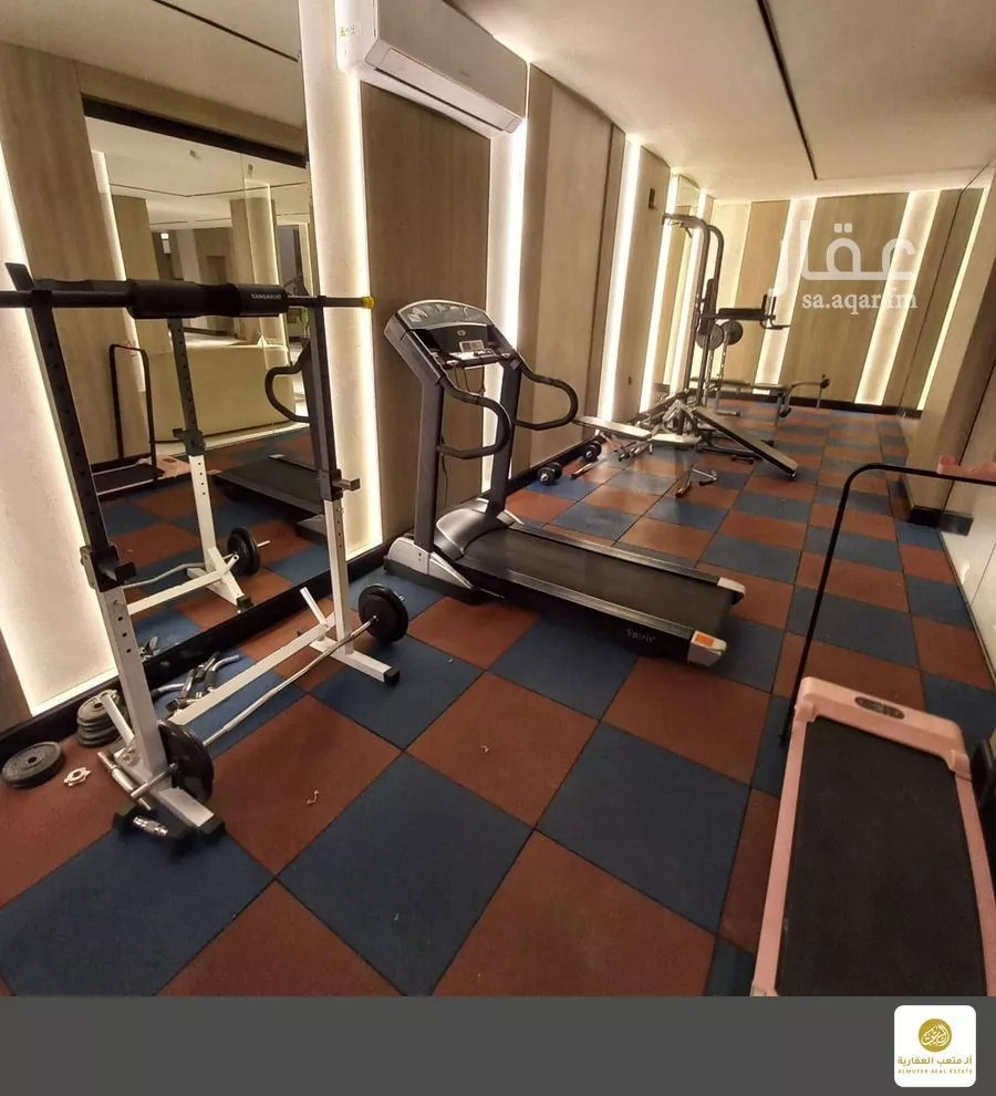1 bedroom apartment in Al Falah 4