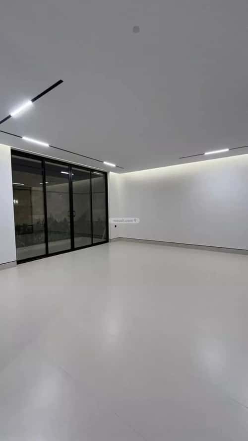 5 bedroom villa in Al Mahdiyyah 4