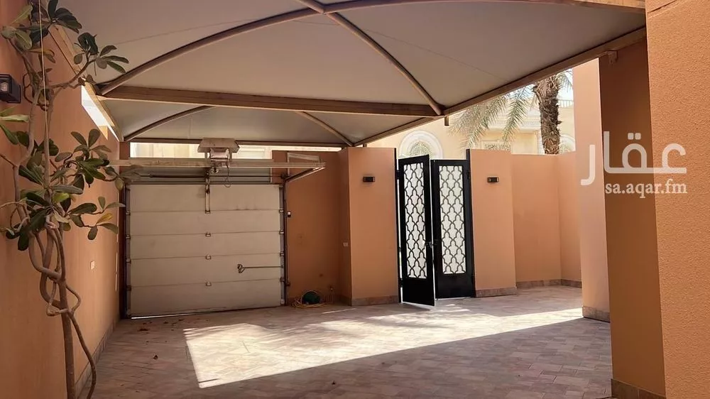 فيلا 5 غرف في الملقا 11