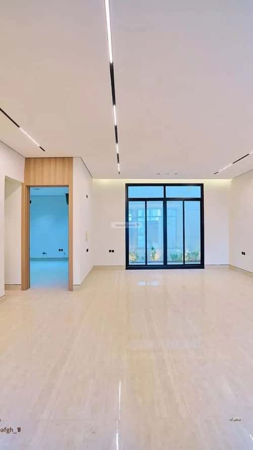 5 bedroom villa in Al Mahdiyyah 4