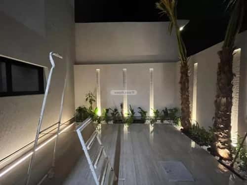 5 bedroom villa in Al Mahdiyyah 2