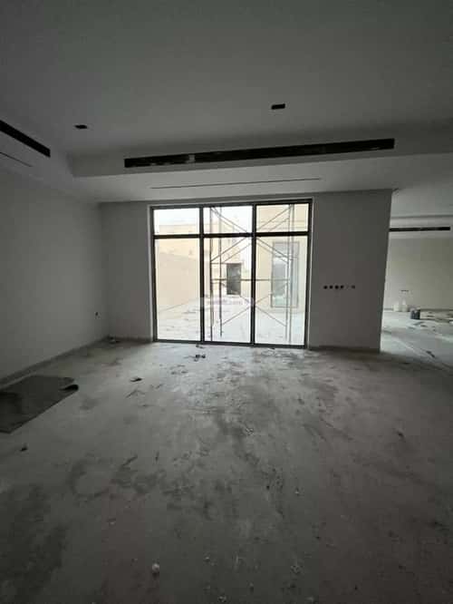 5 bedroom villa in Al Mahdiyyah 8