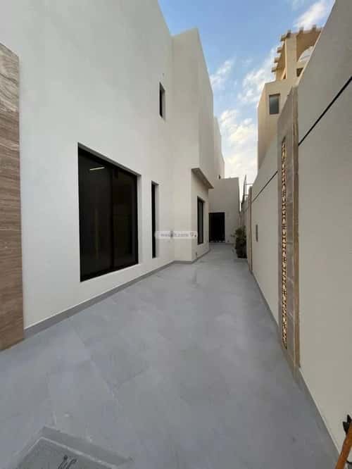 5 bedroom villa in Al Mahdiyyah 5