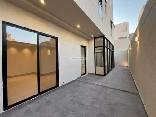 5 bedroom villa in Al Mahdiyyah 2