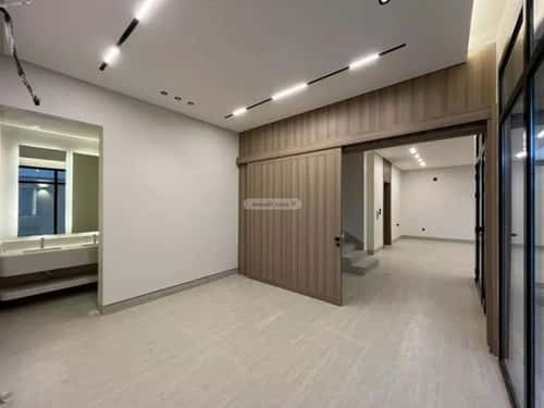 5 bedroom villa in Al Mahdiyyah 3