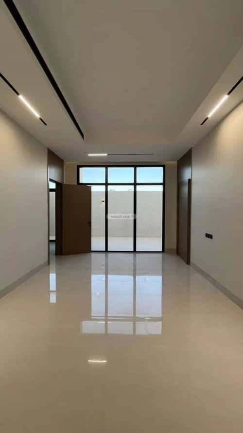 5 bedroom villa in Al Mahdiyyah 5