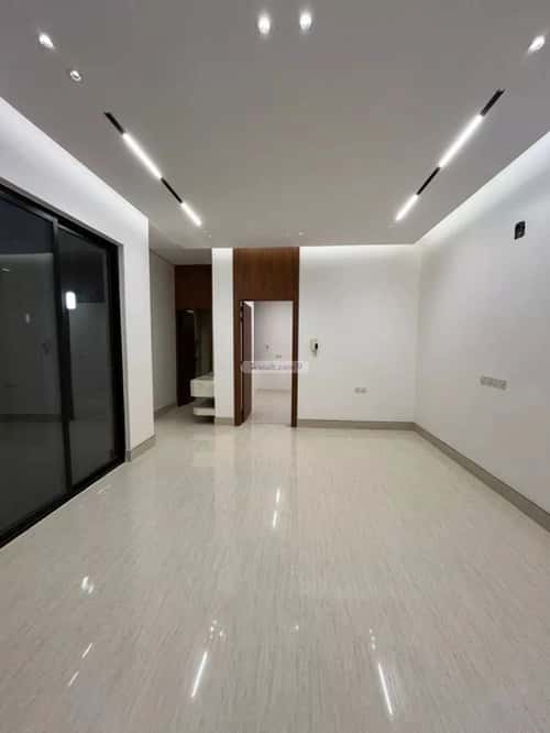 5 bedroom villa in Al Mahdiyyah 12