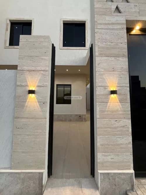 4 bedroom villa in Al Mahdiyyah 2