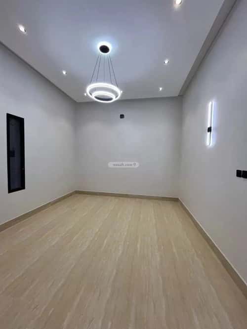 4 bedroom villa in Al Mahdiyyah 3