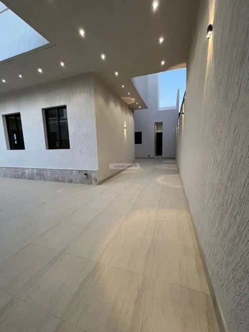 4 bedroom villa in Al Mahdiyyah 5