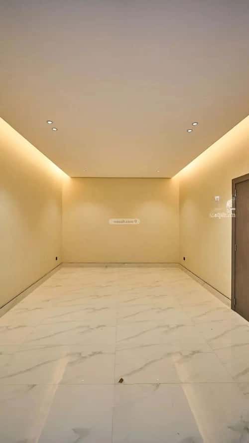 5 bedroom villa in Al Mahdiyyah 5