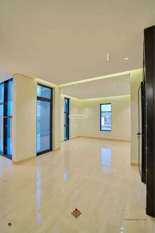 6 bedroom villa in Al Mahdiyyah 4