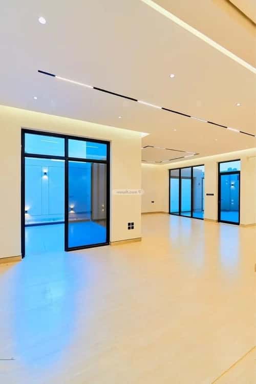 5 bedroom villa in Al Mahdiyyah 4