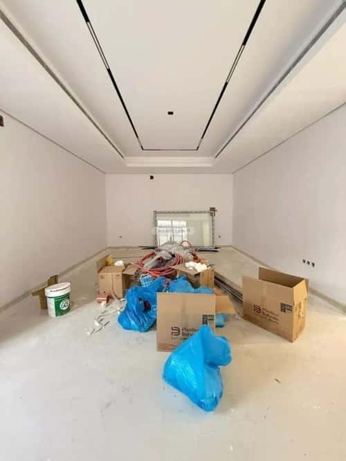 4 bedroom villa in Al Mahdiyyah 3