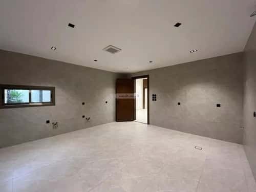 6 bedroom villa in Al Mahdiyyah 3