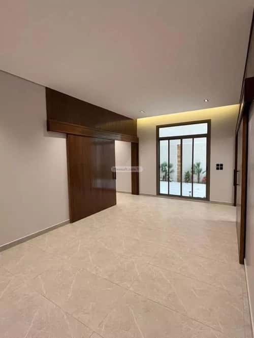 6 bedroom villa in Al Mahdiyyah 15