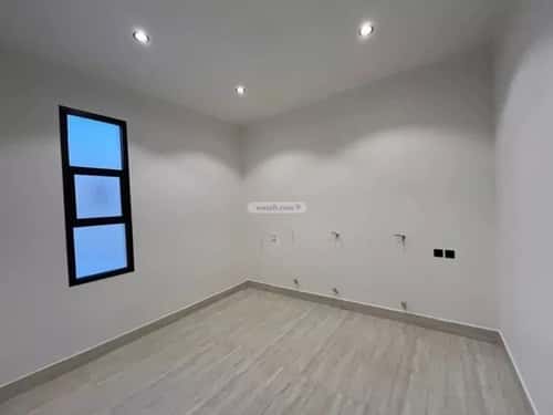 5 bedroom villa in Al Mahdiyyah 2