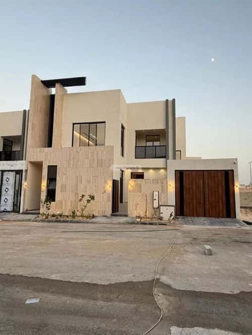 6 bedroom villa in Al Mahdiyyah 3