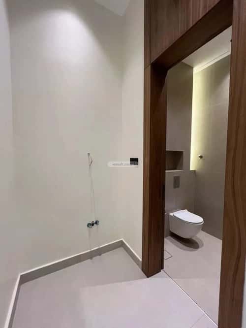 5 bedroom villa in Al Mahdiyyah 3