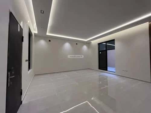 5 bedroom villa in Al Mahdiyyah 3