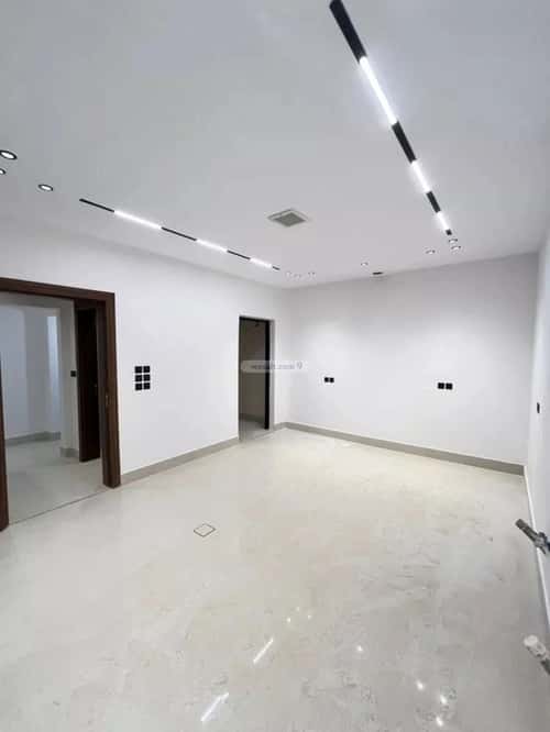 6 bedroom villa in Al Mahdiyyah 9