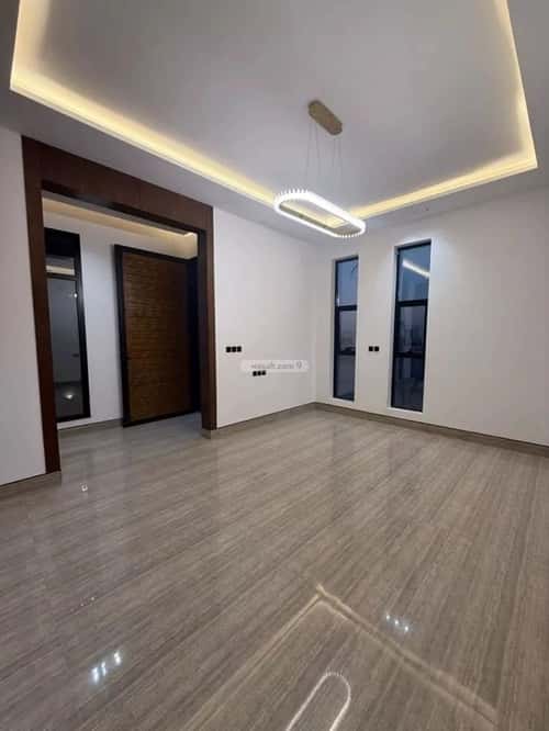 5 bedroom villa in Al Mahdiyyah 9