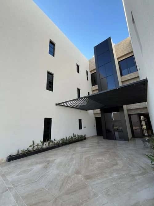 5 bedroom apartment in Al Mahdiyyah 2
