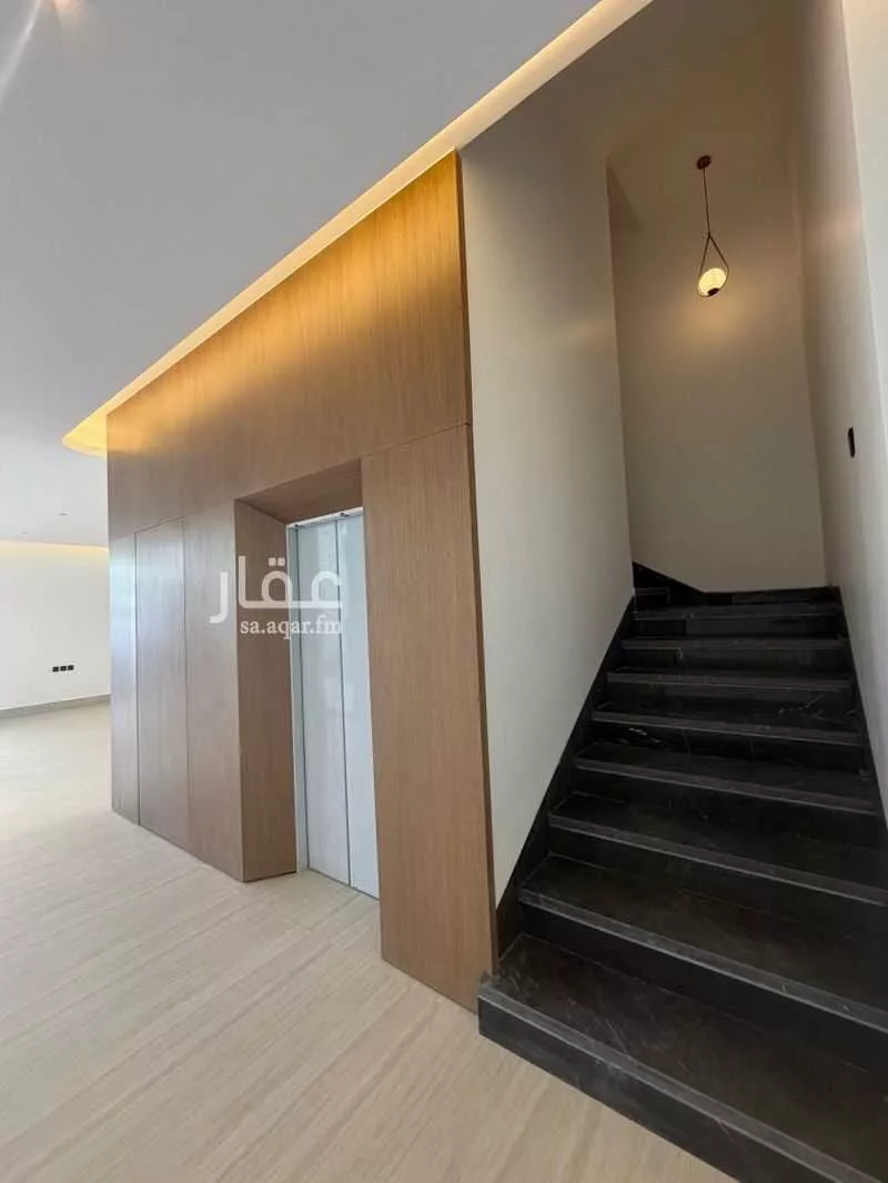 6 bedroom villa in Al Narjis 7