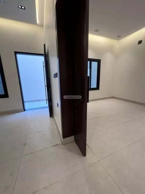 6 bedroom villa in Dirab 9