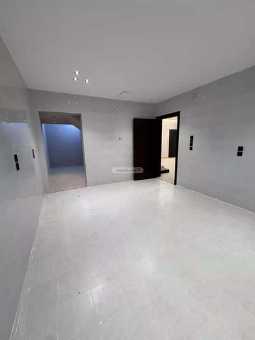 5 bedroom villa in Al Mahdiyyah 4