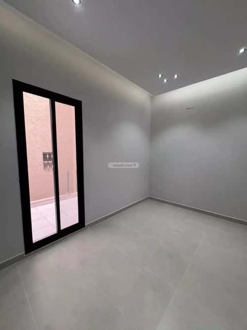 5 bedroom villa in Al Mahdiyyah 5