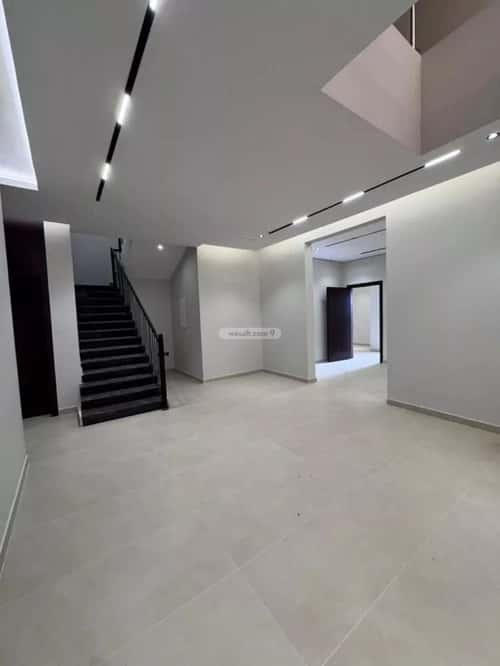 5 bedroom villa in Al Mahdiyyah 12