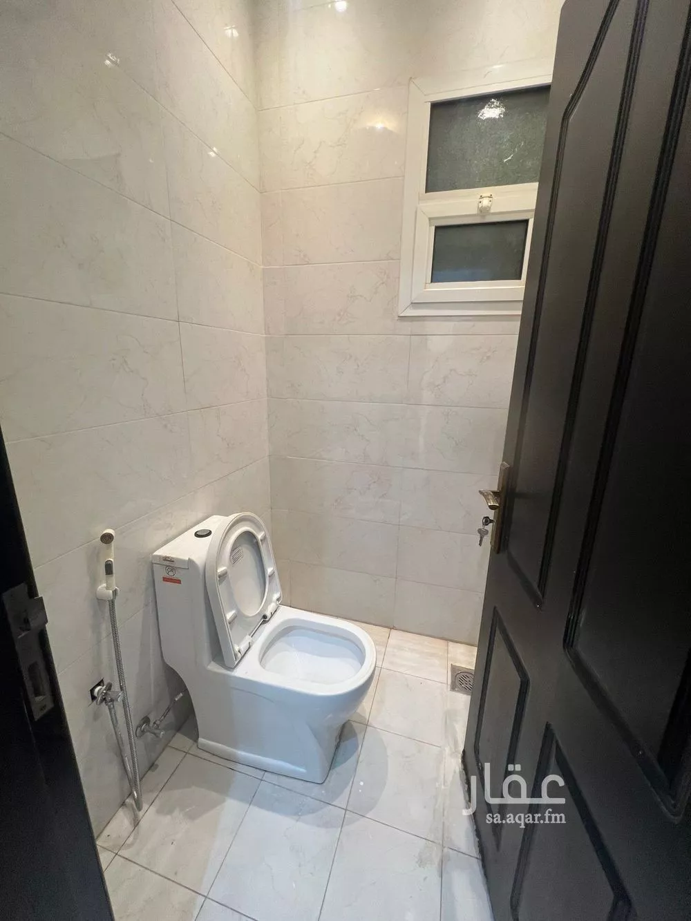 3 bedroom floor in Al Hazm 2