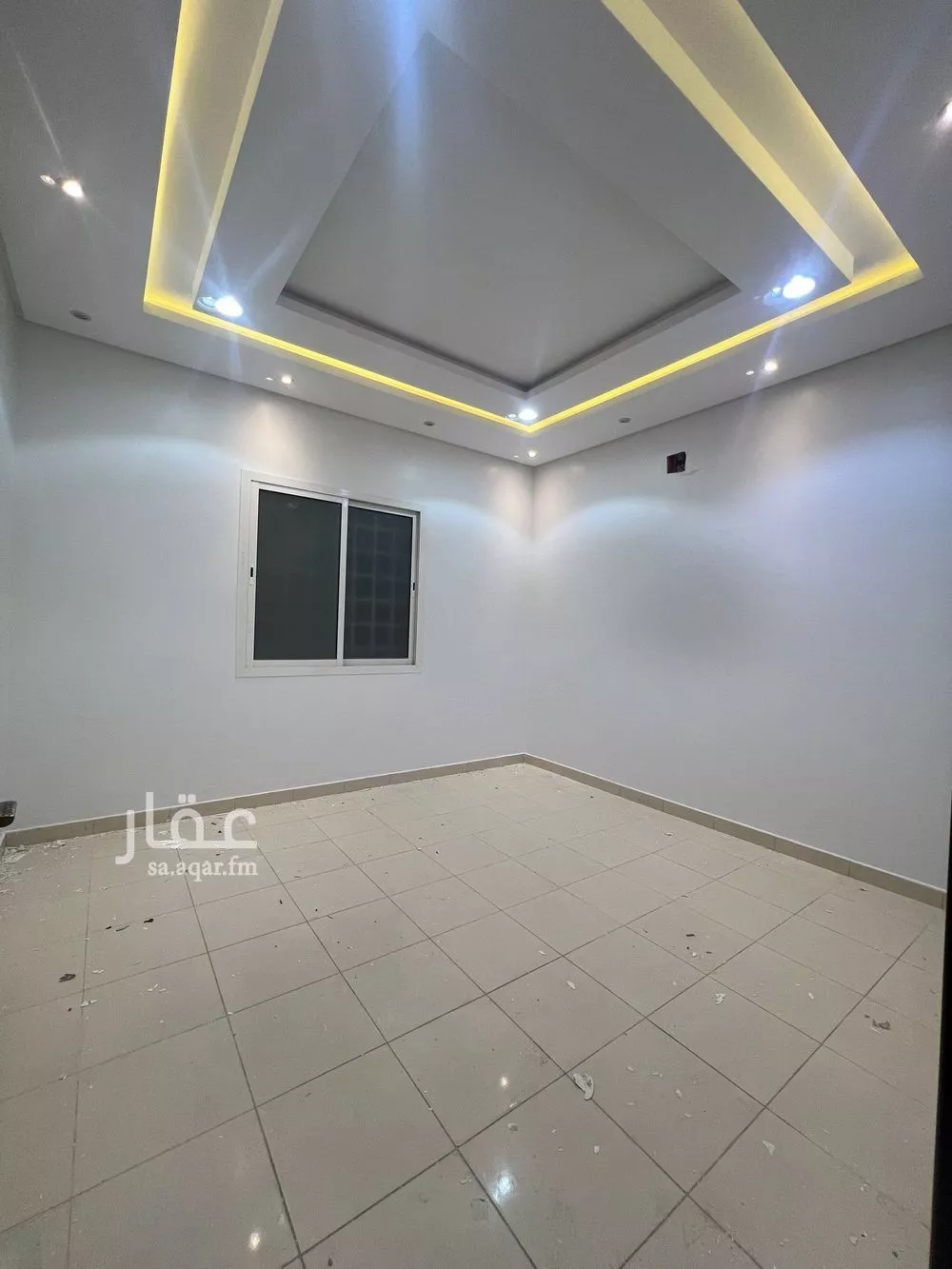 3 bedroom floor in Al Hazm 7