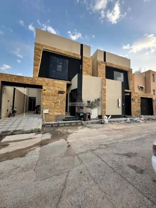 5 bedroom villa in Al Zahrah 9