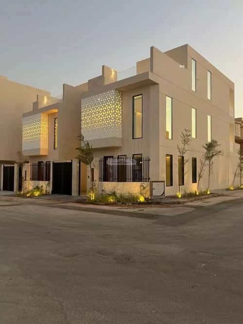 5 bedroom villa in Al Mahdiyyah 3