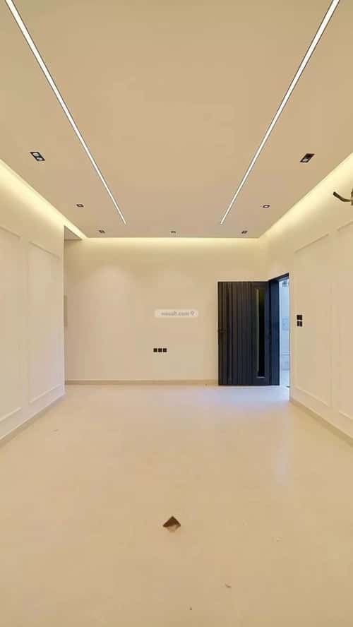 6 bedroom villa in Al Mahdiyyah 4