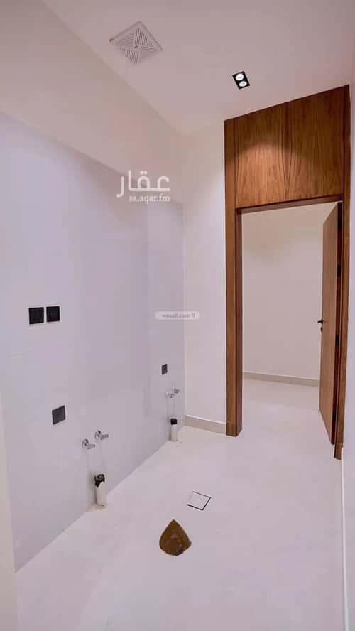 6 bedroom villa in Al Mahdiyyah 15