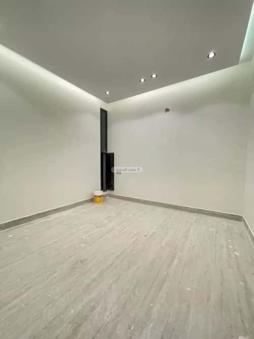 5 bedroom villa in Dhahrat Laban 9
