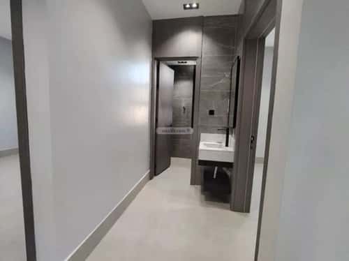 6 bedroom villa in Al Uraija Al Gharbi 2