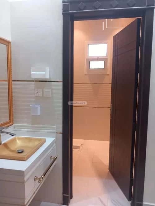 5 bedroom villa in Dhahrat Laban 3