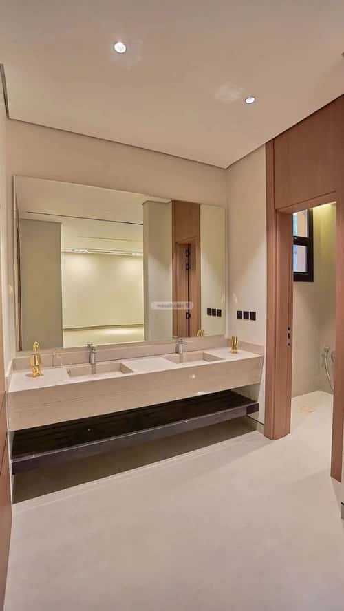 6 bedroom villa in Al Mahdiyyah 14
