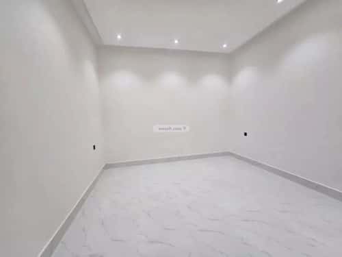 5 bedroom villa in Al Uraija Al Gharbi 2