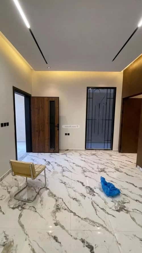 4 bedroom floor in Badr 2