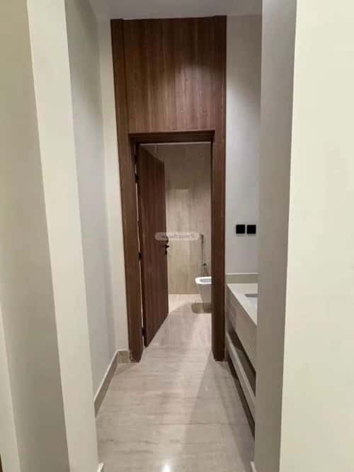 5 bedroom villa in Al Mahdiyyah 4