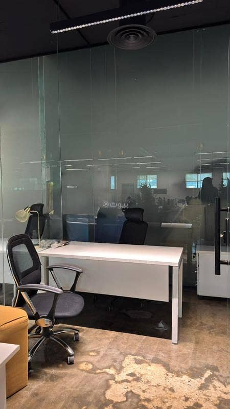 office in Granada, Riyadh 6
