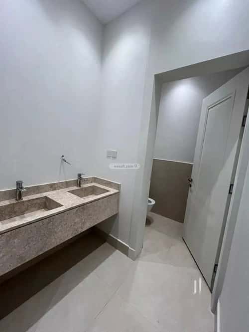 6 bedroom villa in Al Mahdiyyah 6