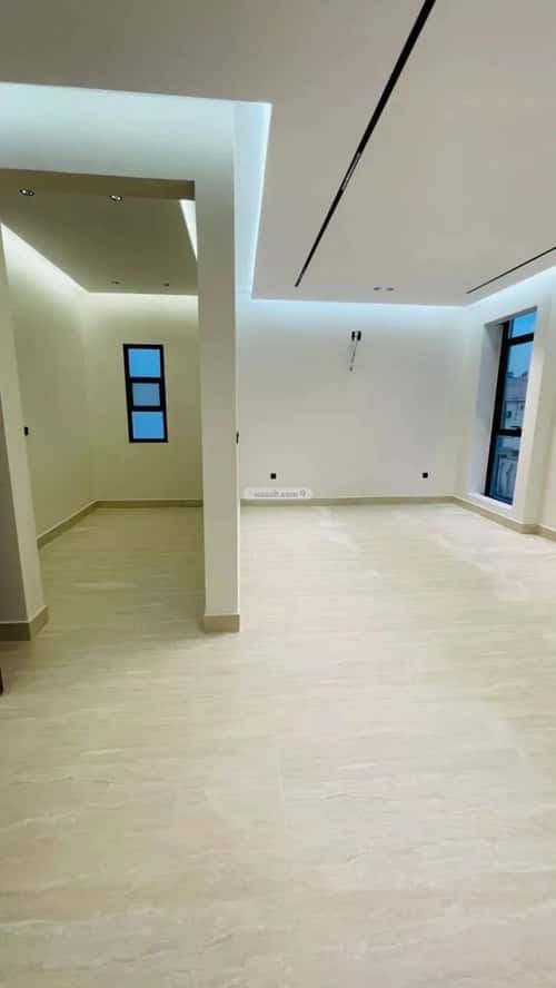 5 bedroom villa in Al Uraija Al Gharbi 1