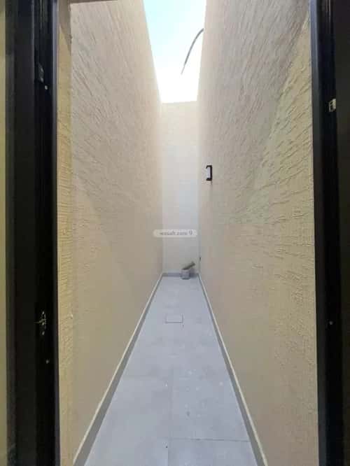 6 bedroom villa in Al Mahdiyyah 9
